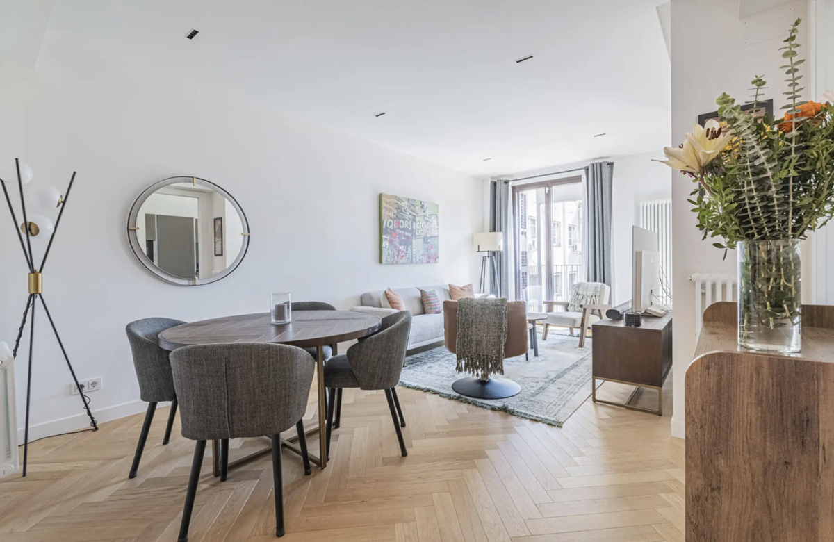 Элегантная квартира в Эшампле на улице Enric Granados