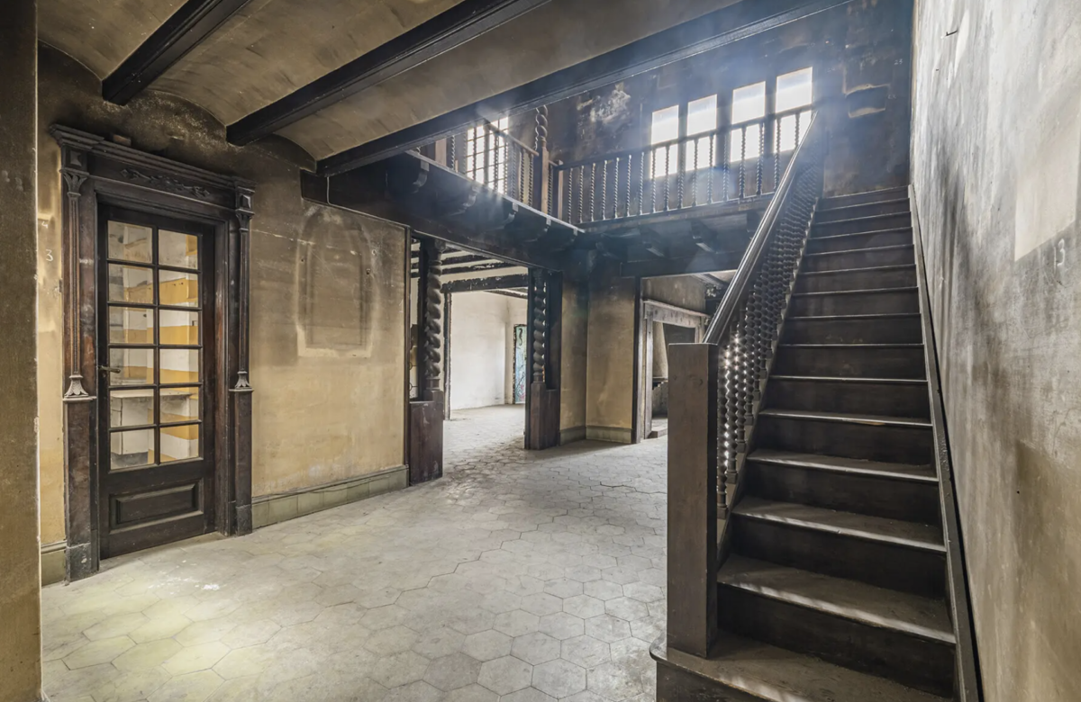 Эксклюзивный двухуровневый пентхаус в исторической резиденции 1883 года