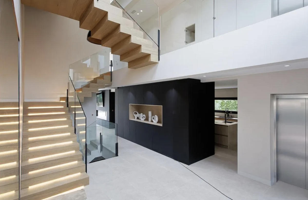 Великолепная вилла в городке Sant Cugat del Vallès