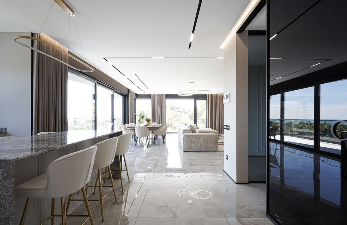 Роскошная вилла новой постройки в Кастельдефельс