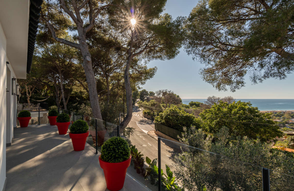 Новая роскошная вилла в Кастельдефельс