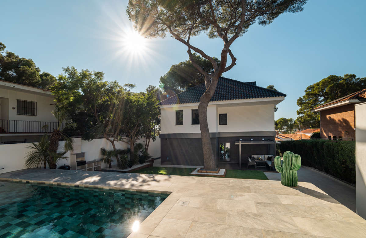 Новая роскошная вилла в Кастельдефельс