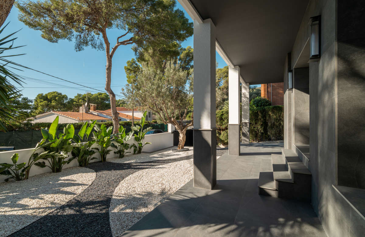 Новая роскошная вилла в Кастельдефельс