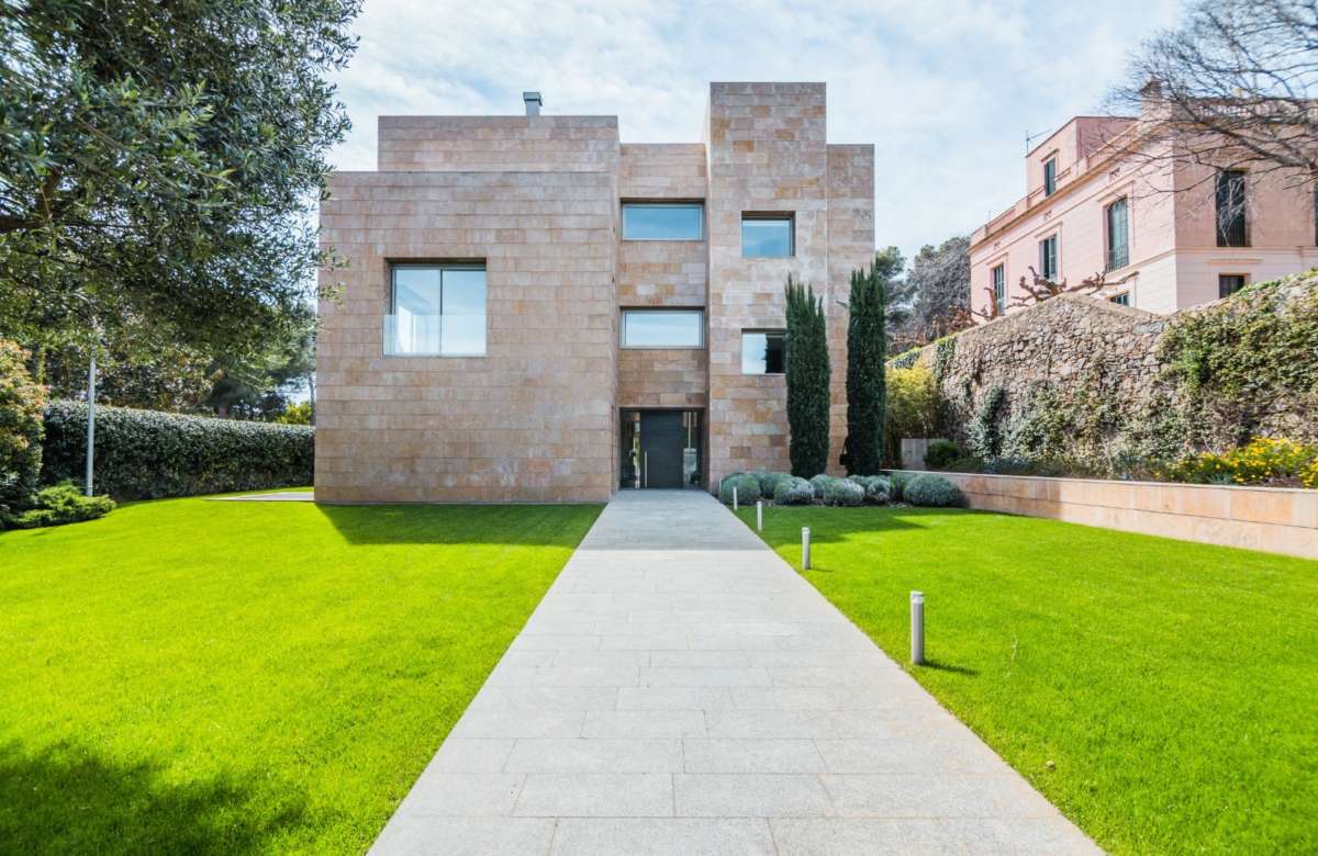 Современная вилла в Педралбес