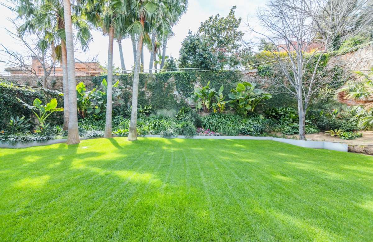 Современная вилла в Педралбес