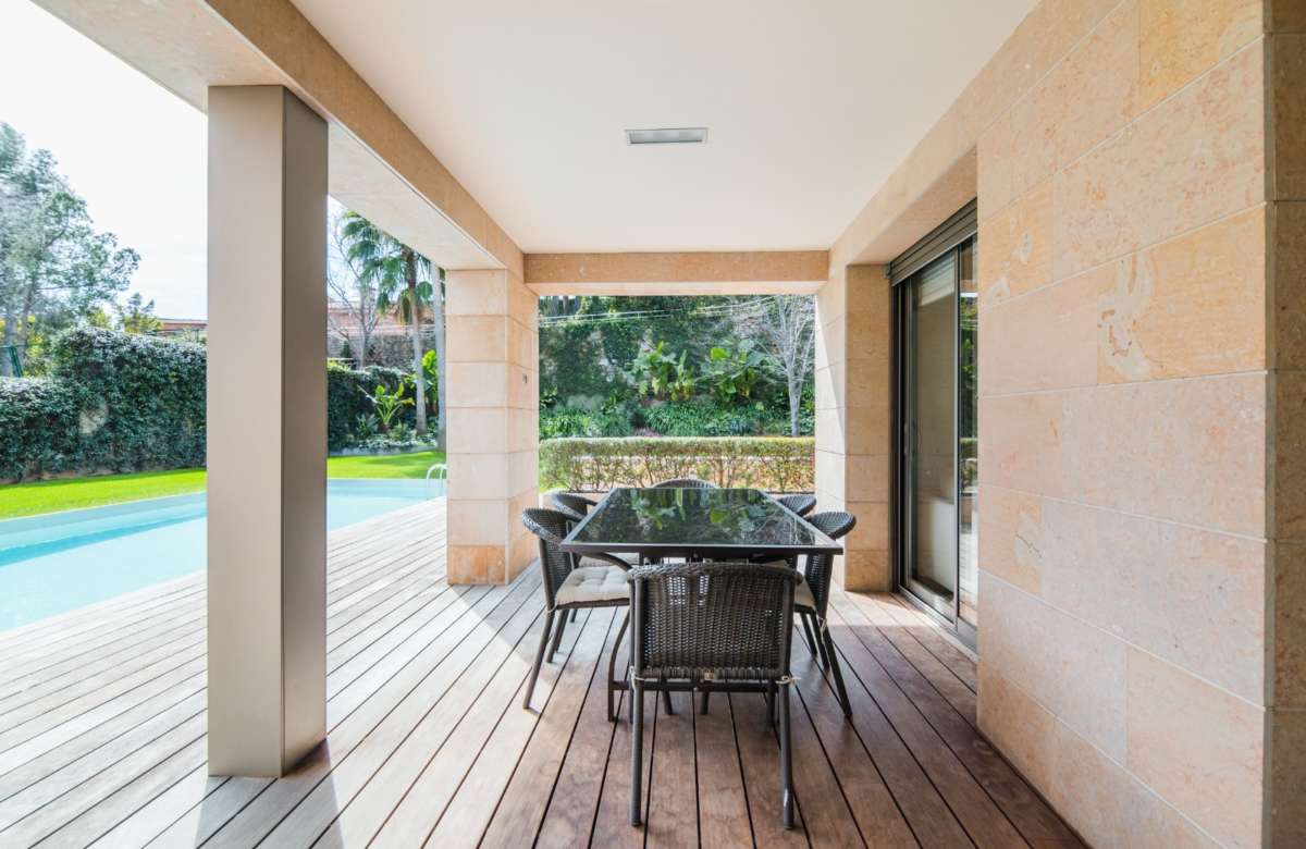 Современная вилла в Педралбес