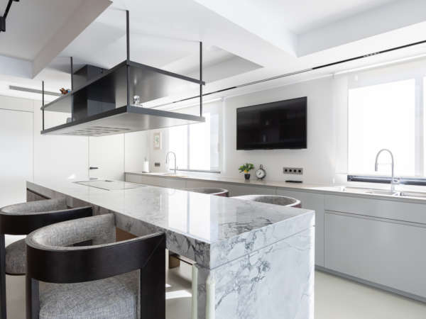 Роскошная квартира в Tres Torres