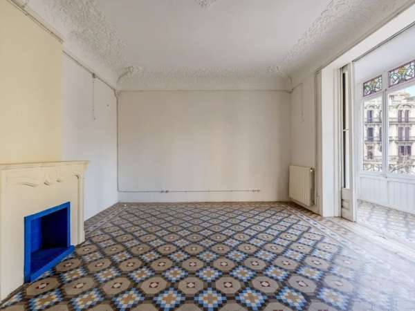 Уникальная квартира на Рамбла Каталонии