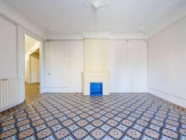 Уникальная квартира на Рамбла Каталонии