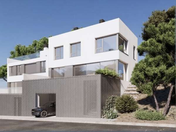 Эксклюзивная вилла в процессе строительства в Finestrelles