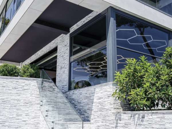 Роскошная вилла новой постройки в Кастельдефельс