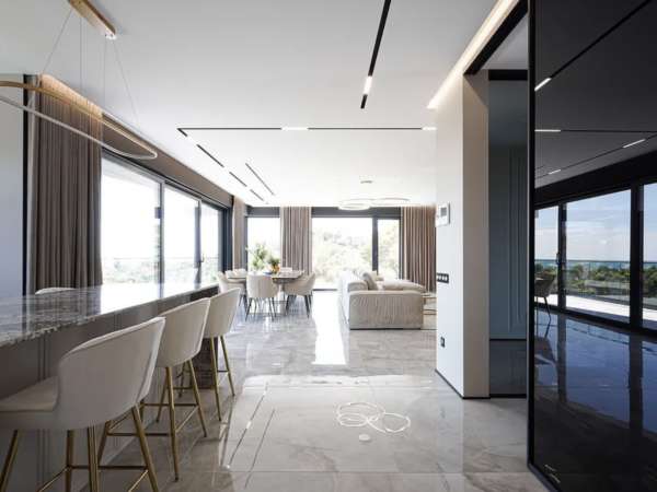 Роскошная вилла новой постройки в Кастельдефельс