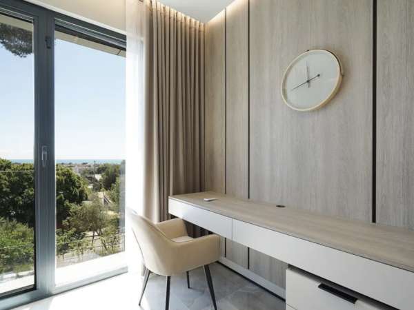 Роскошная вилла новой постройки в Кастельдефельс