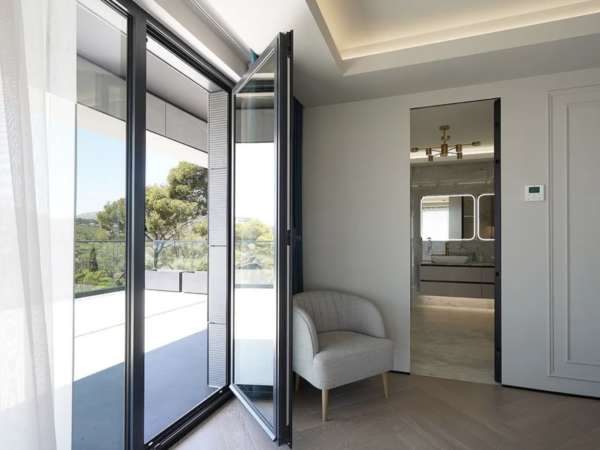 Роскошная вилла новой постройки в Кастельдефельс