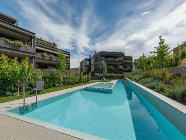 Квартира с садом в городе Sant Cugat de Valles