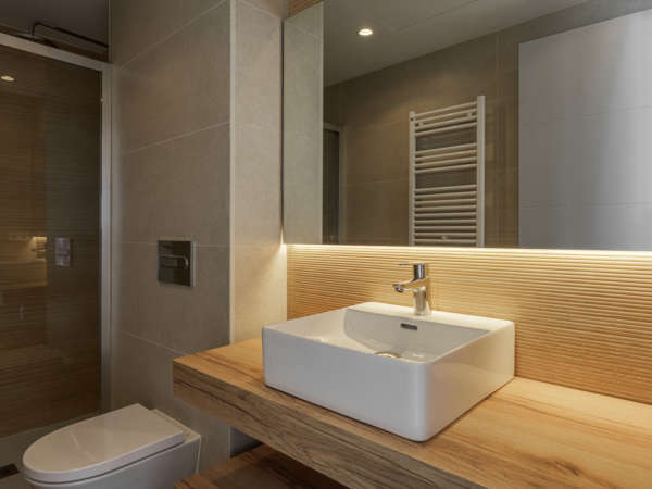 Премиальный закрытый жилой комплекс в Калонже на второй линии моря