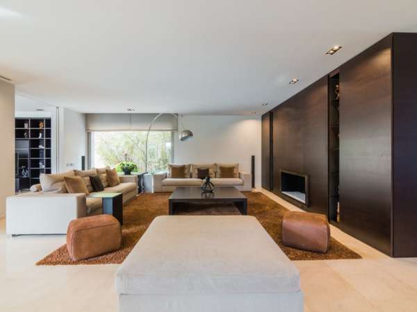 Современная вилла в Педралбес