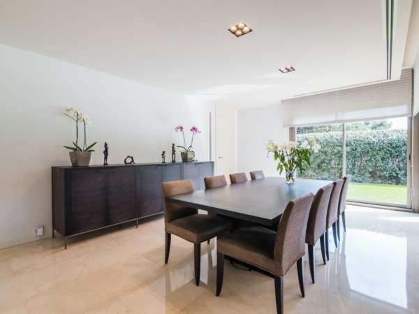 Современная вилла в Педралбес