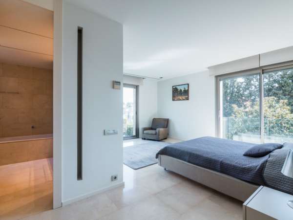 Современная вилла в Педралбес