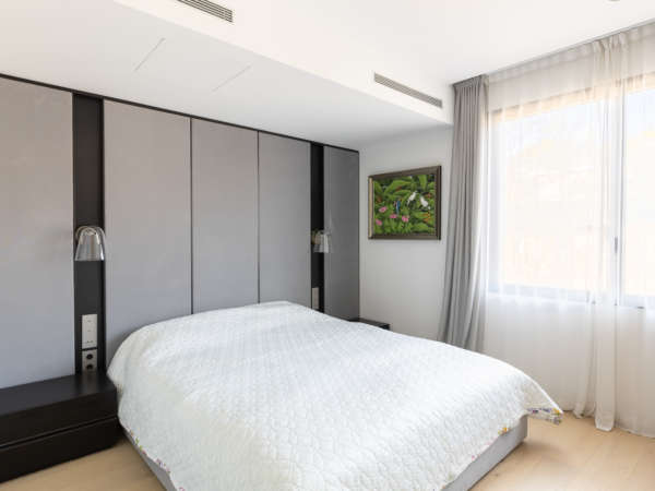 Роскошная квартира в Tres Torres