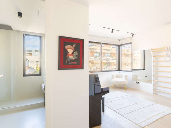 Роскошная квартира в Tres Torres