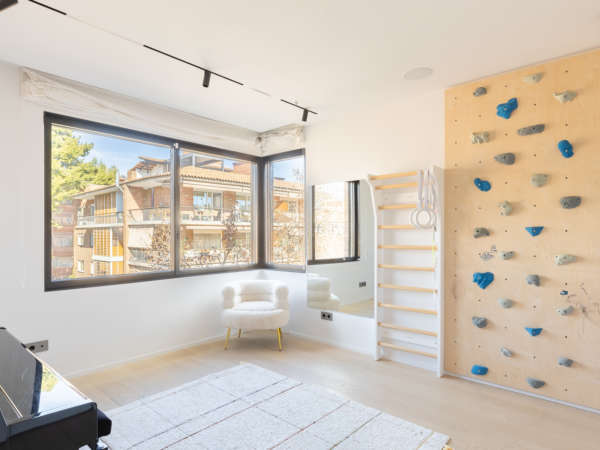 Роскошная квартира в Tres Torres