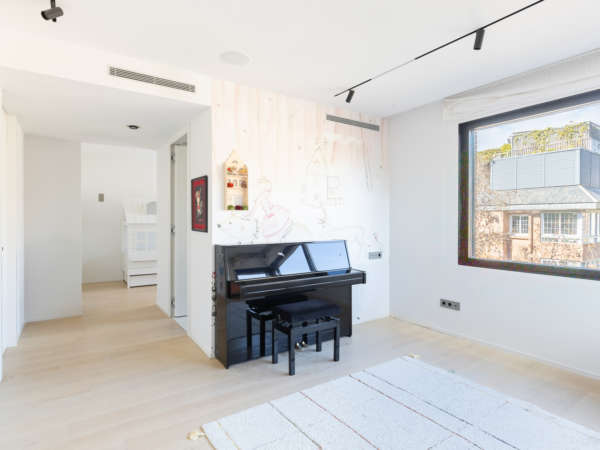 Роскошная квартира в Tres Torres